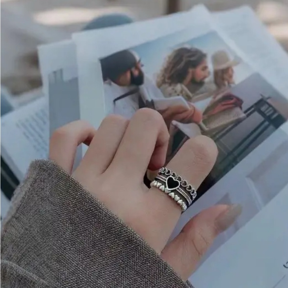 Chic Silver Heart Adjustable Ring NWT